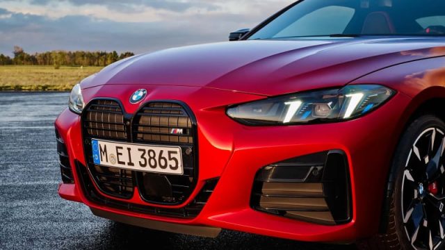 BMW 420 d 48V xDrive Coupé Immagine 4