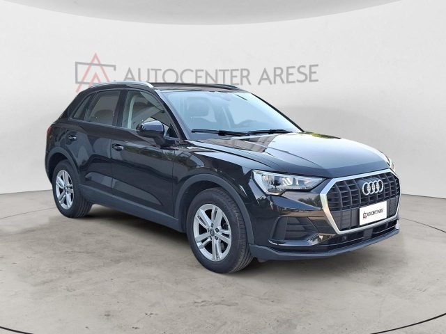 AUDI Q3 35 TDI S tronic Business Immagine 1