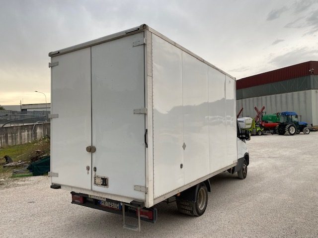 IVECO DAILY 35C14 CAB.  KM 85696 ANNO 2018 Immagine 3