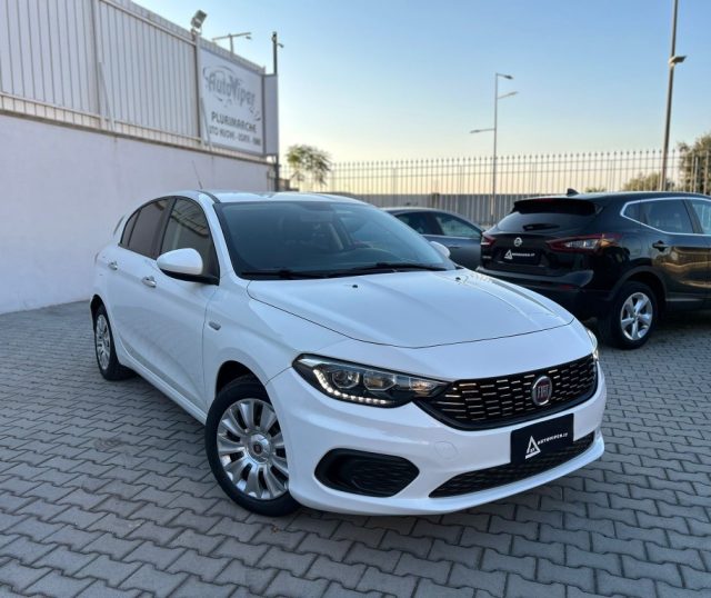 FIAT Tipo 1.3 Mjt S&S 5 porte Easy Business Immagine 0