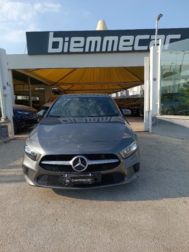 MERCEDES-BENZ A 180 d Automatic Sport  i.e Immagine 2