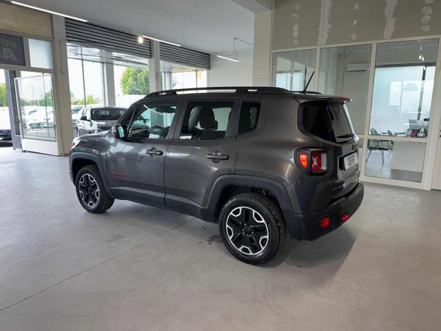 JEEP Renegade 2.0 Mjt 170CV 4WD Active Drive Low Trailhawk Immagine 4