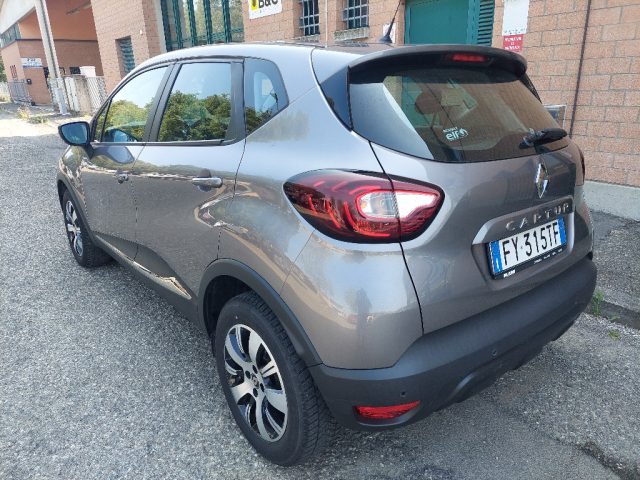 RENAULT Captur dCi 8V 90 CV EDC Business Immagine 2