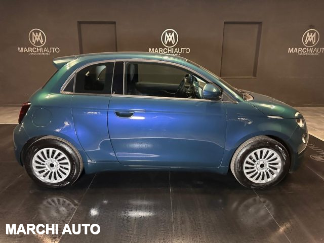 FIAT 500e 3+1 23,65 kWh Immagine 3