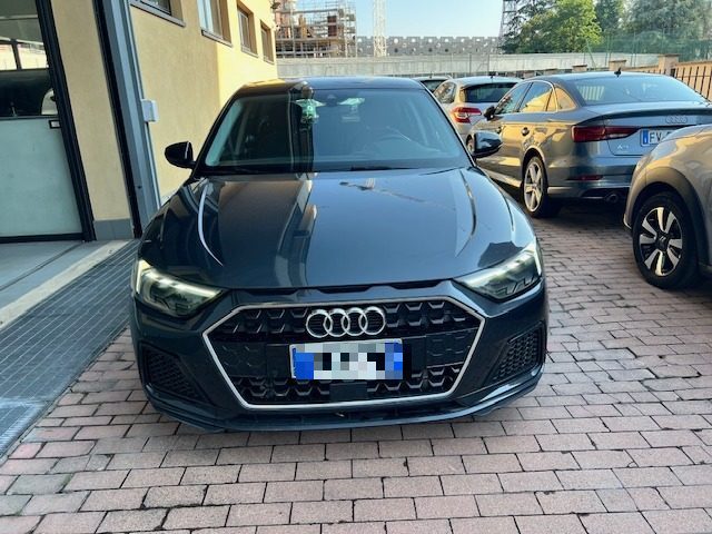 AUDI A1 SPB 30 TFSI S tronic Admired Immagine 1