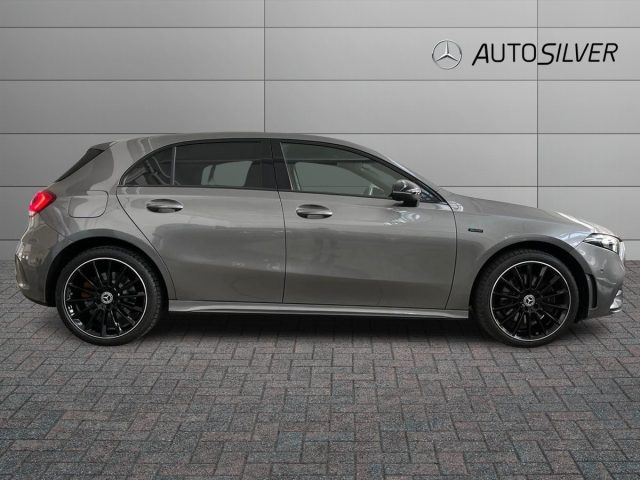 MERCEDES-BENZ A 250 e Automatic EQ-Power Premium Immagine 4