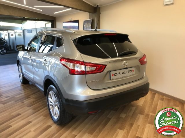 NISSAN Qashqai 1.6 dCi X-Tronic Tekna 2WD Immagine 4