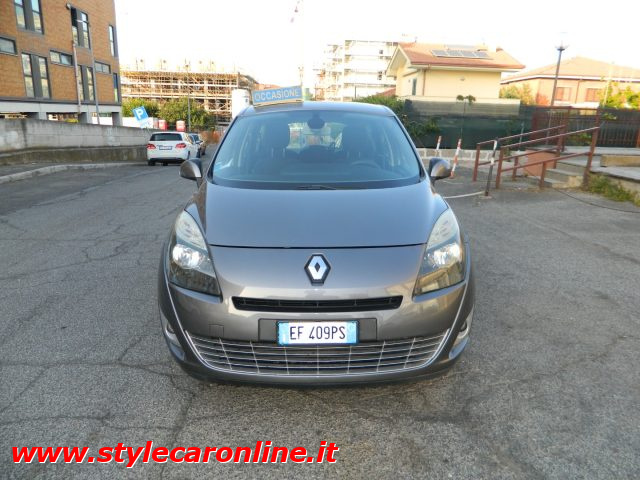 RENAULT Scenic 1.5 dCi 110CV 7P - TAGLIANDATA Immagine 1