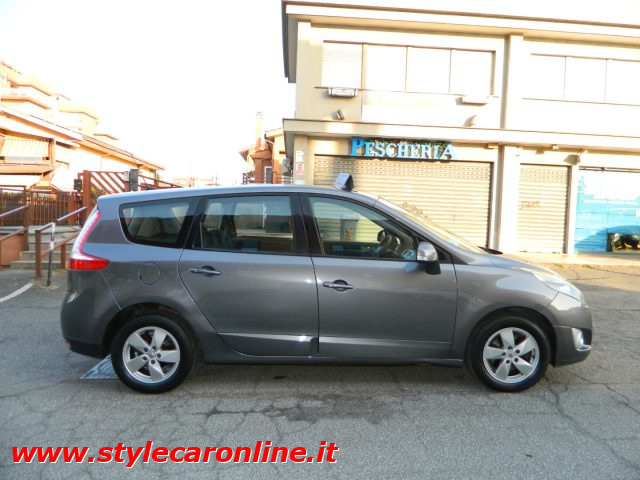 RENAULT Scenic 1.5 dCi 110CV 7P - TAGLIANDATA Immagine 3