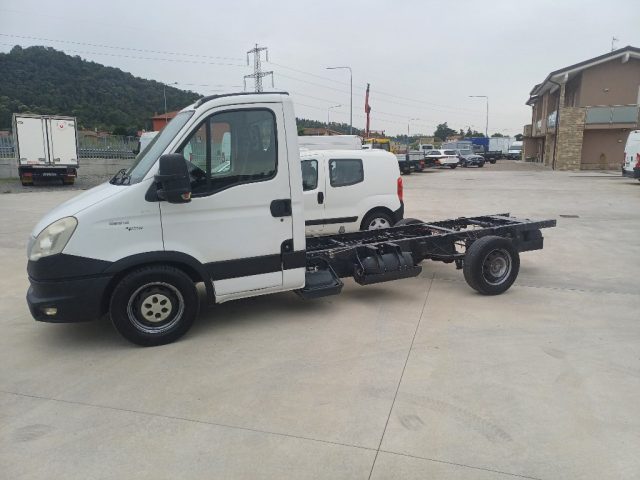 IVECO Daily 35S14G BTor 3.0 TELAIO 3750 Immagine 1