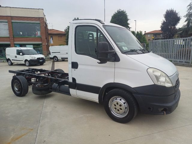 IVECO Daily 35S14G BTor 3.0 TELAIO 3750 Immagine 0