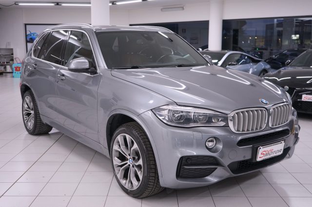 BMW X5 xDrive30d 258CV Experience Leggi Note Immagine 2