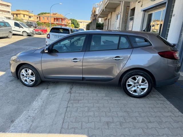 RENAULT Megane 1.5 dCi 110CV Attractive Immagine 3