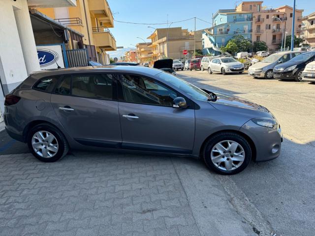 RENAULT Megane 1.5 dCi 110CV Attractive Immagine 2