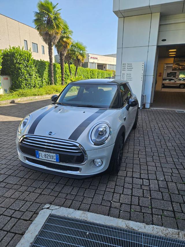 MINI Cooper D 1.5 Cooper D Hype Immagine 0