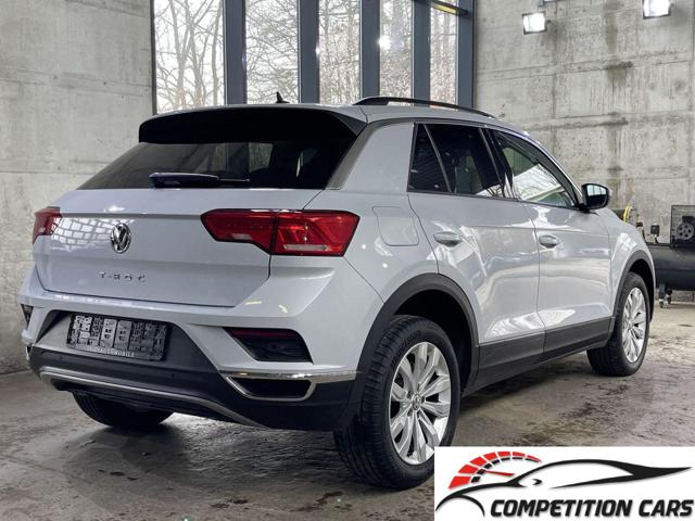 VOLKSWAGEN T-Roc 1.5 TSI 150CV DSG Style Camera Matrix Pdc Immagine 3