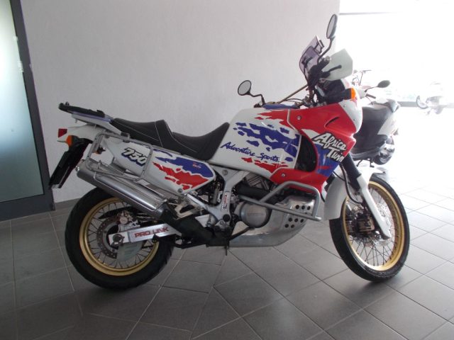 HONDA Africa Twin XRV 750 . Immagine 0