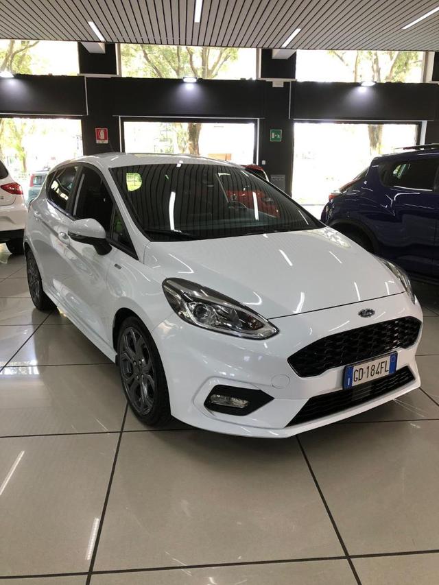 FORD Fiesta 1.0 Ecoboost Hybrid 125 CV 5 porte ST-Line Immagine 1