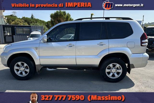 TOYOTA Land Cruiser 3.0 D-4D 16V cat 5 porte Immagine 3