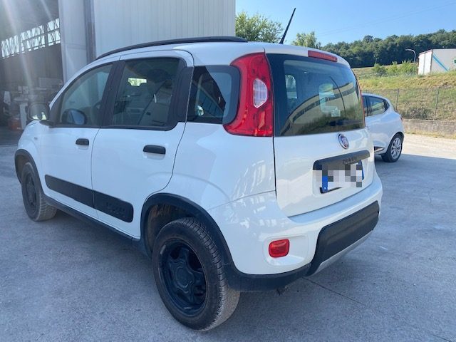 FIAT PANDA AUTOVETTURA  4X4 ANNO 2020 KM 99425 Immagine 2