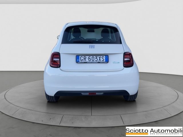 FIAT 500 Berlina 42 kWh Immagine 4