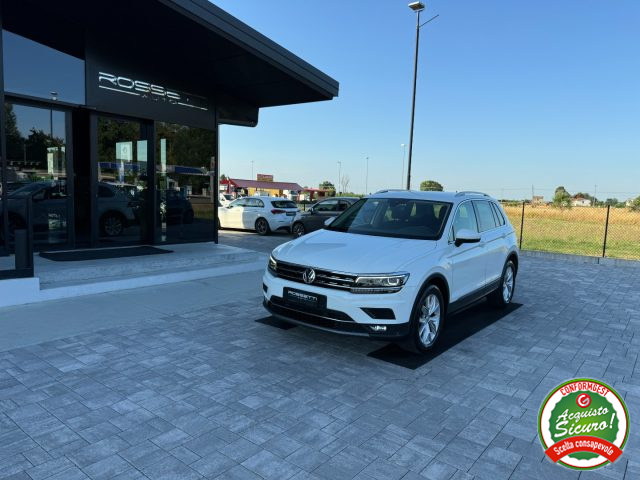 VOLKSWAGEN Tiguan 2.0 TDI SCR DSG Executive BlueMotion Technology Immagine 0