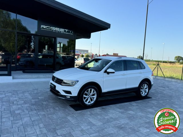 VOLKSWAGEN Tiguan 2.0 TDI SCR DSG Executive BlueMotion Technology Immagine 2