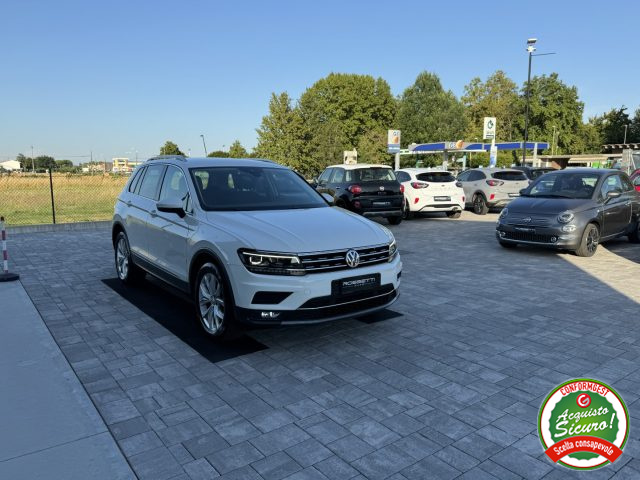 VOLKSWAGEN Tiguan 2.0 TDI SCR DSG Executive BlueMotion Technology Immagine 4