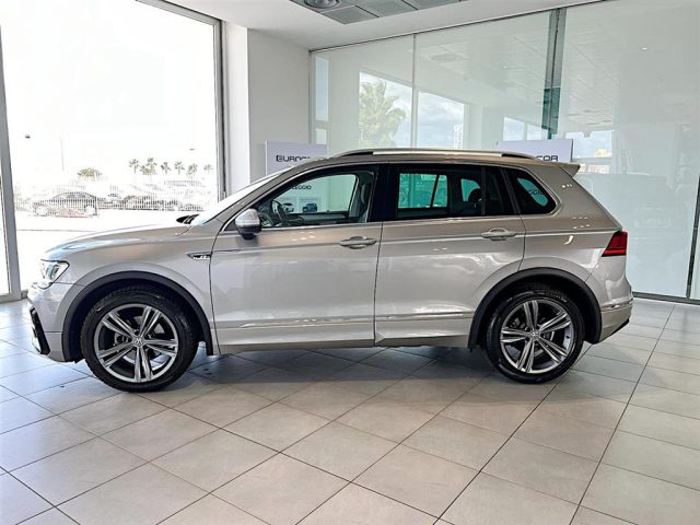 VOLKSWAGEN Tiguan 2.0 tdi 150cv Sport BMT R- LINE Immagine 1