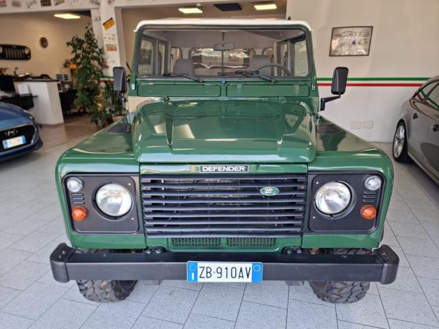 LAND ROVER Defender 130 2.5 Td5 cat CrewCab Pick-up Immagine 1