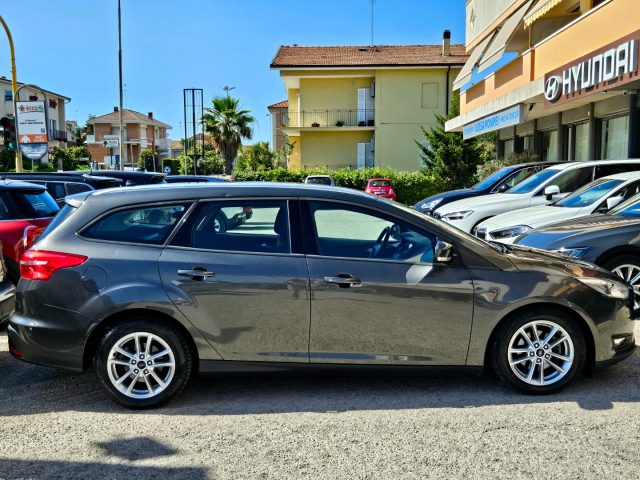 FORD Focus 1.5 TDCi 120 CV Start&Stop Powershift SW Business Immagine 4