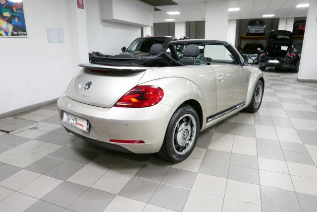 VOLKSWAGEN Maggiolino Cabrio 1.4 TSI Sport Immagine 3