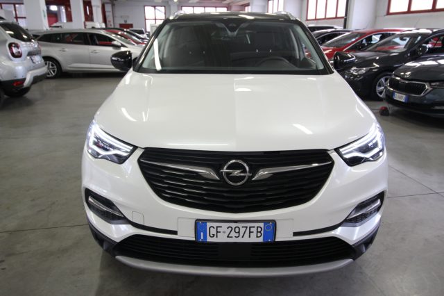 OPEL Grandland X 1.6 Hybrid Plug-in aut. AWD Design Line Immagine 0