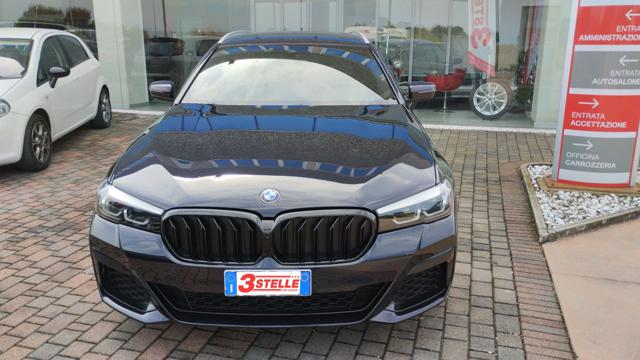 BMW 520 d 48V xDrive Touring Luxury Immagine 0