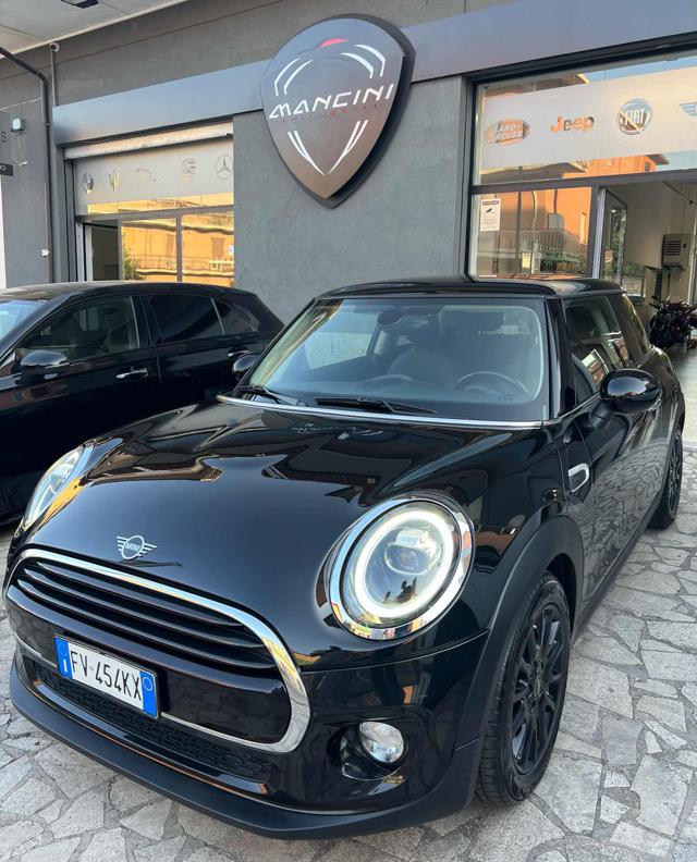 MINI Cooper D 1.5 Cooper D Immagine 0