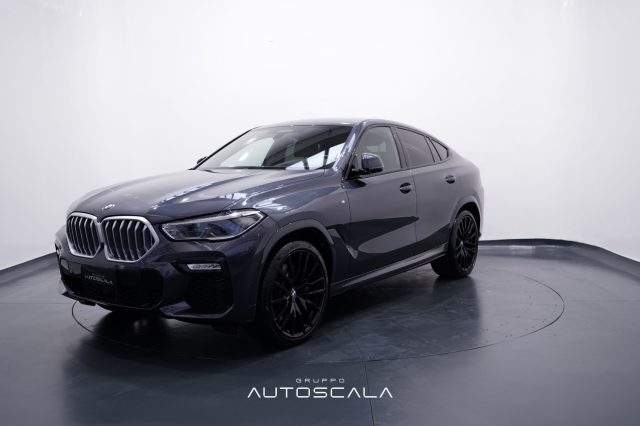 BMW X6 Elettrica/Diesel 2021 usata, Napoli