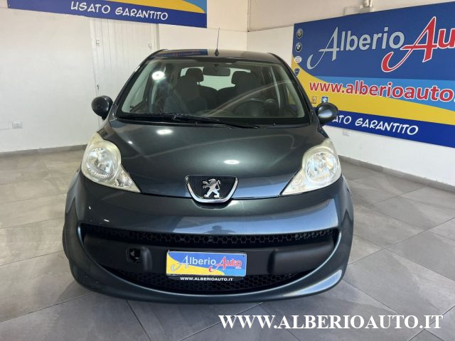 PEUGEOT 107 1.0 68CV 5p. Plaisir CAMBIO AUTOMATICO Immagine 1