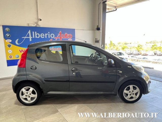 PEUGEOT 107 1.0 68CV 5p. Plaisir CAMBIO AUTOMATICO Immagine 3