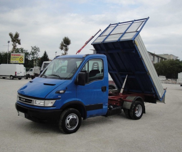 IVECO Daily 35 C 12 2.3 HPI Ribaltabile Immagine 0