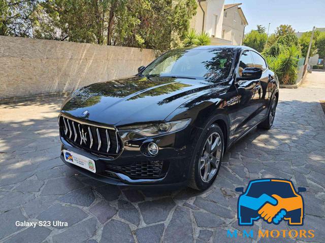 MASERATI Levante V6 Diesel 275 CV AWD Granlusso Immagine 0