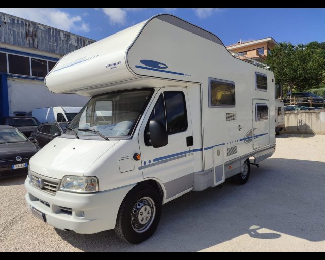 FIAT Ducato 15 2.8 JTD PL Cabinato Immagine 2