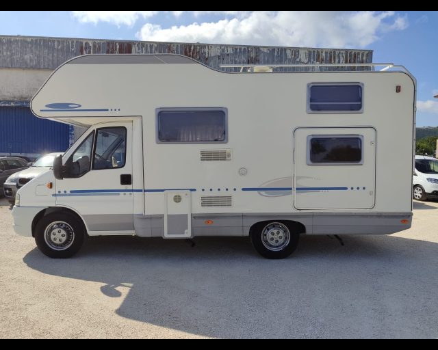 FIAT Ducato 15 2.8 JTD PL Cabinato Immagine 3