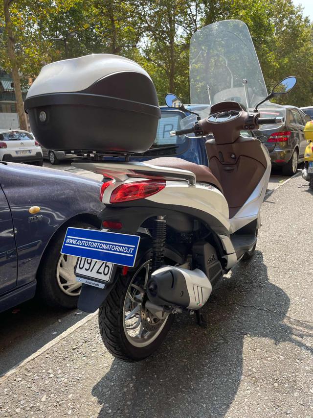 PIAGGIO Medley 150 ABS Immagine 1