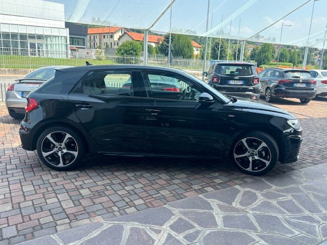 AUDI A1 SPB 30 TFSI S line edition Immagine 3