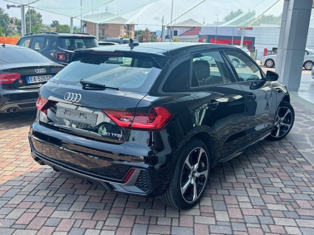 AUDI A1 SPB 30 TFSI S line edition Immagine 4