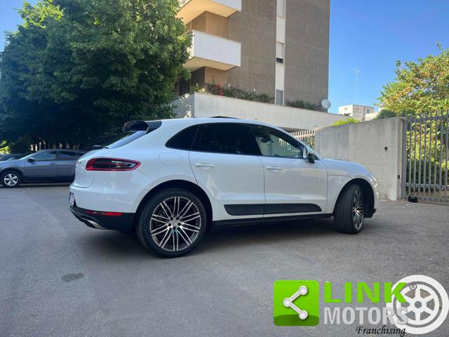 PORSCHE Macan 2.0 Immagine 4