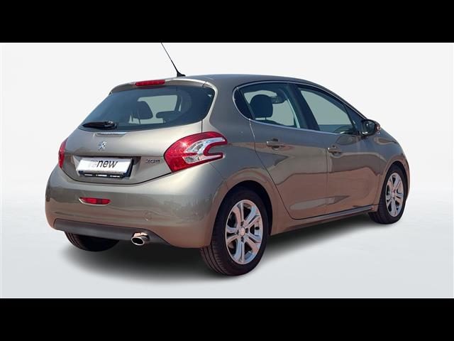 PEUGEOT 208 5 Porte 1.4 VTi 16v Allure Immagine 1