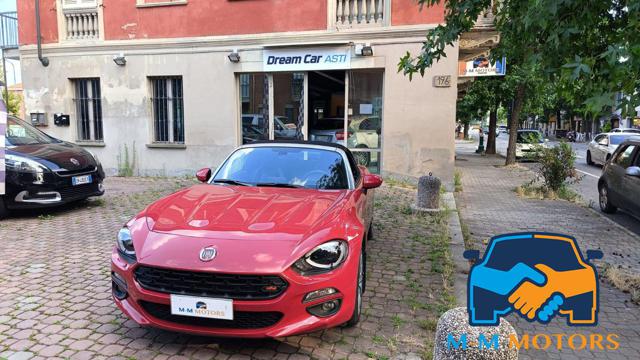 FIAT 124 Spider 1.4 MultiAir serie limitata"team emea nr.9" Immagine 0