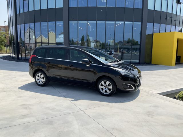 PEUGEOT 5008 Diesel 2016 usata