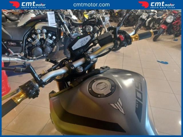 YAMAHA MT-09 Garantita e Finanziabile Immagine 3